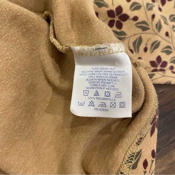 Lands’ End mock neck long sleeve top - Picture 13 of 14